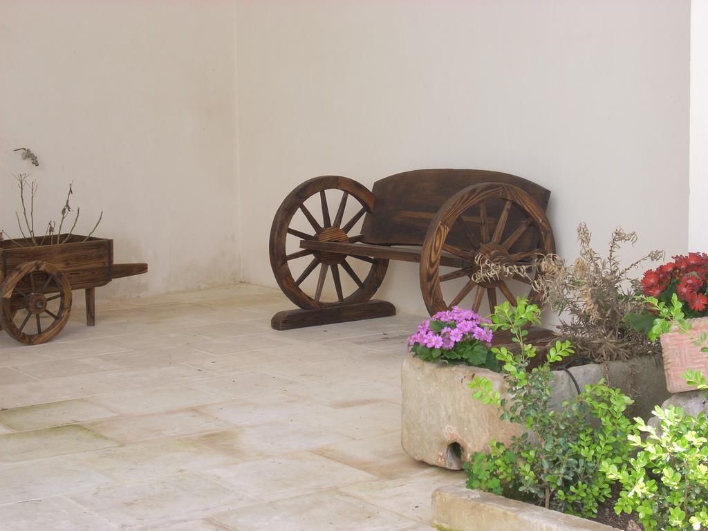 B&B Le Due Corti Martignano Экстерьер фото