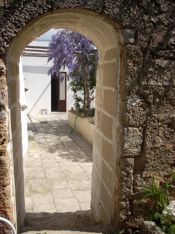 B&B Le Due Corti Martignano Экстерьер фото